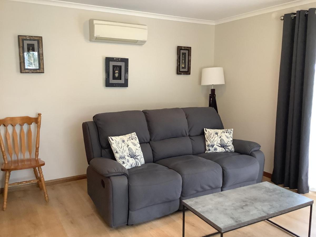 Millicent Lakeside Caravan Park Hotel Ngoại thất bức ảnh