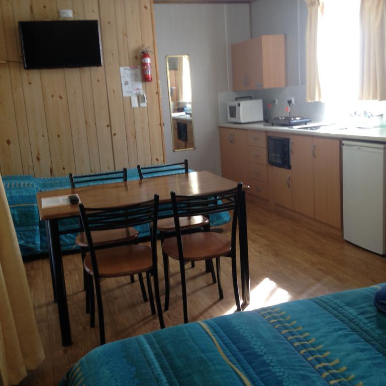 Millicent Lakeside Caravan Park Hotel Ngoại thất bức ảnh