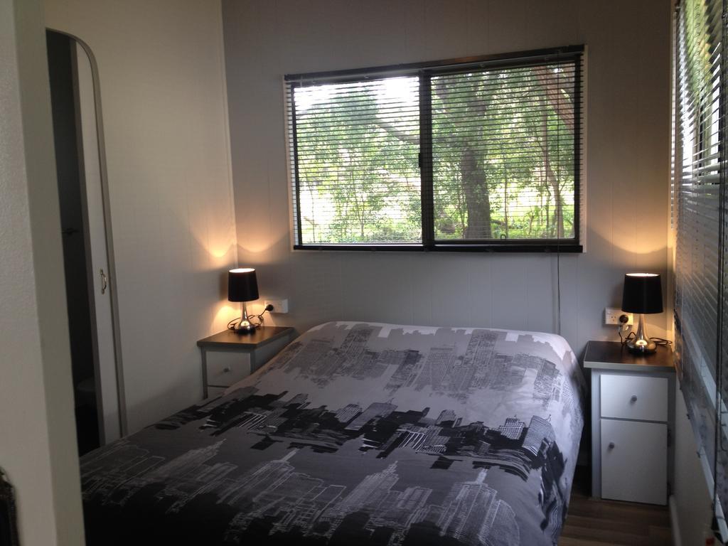 Millicent Lakeside Caravan Park Hotel Ngoại thất bức ảnh